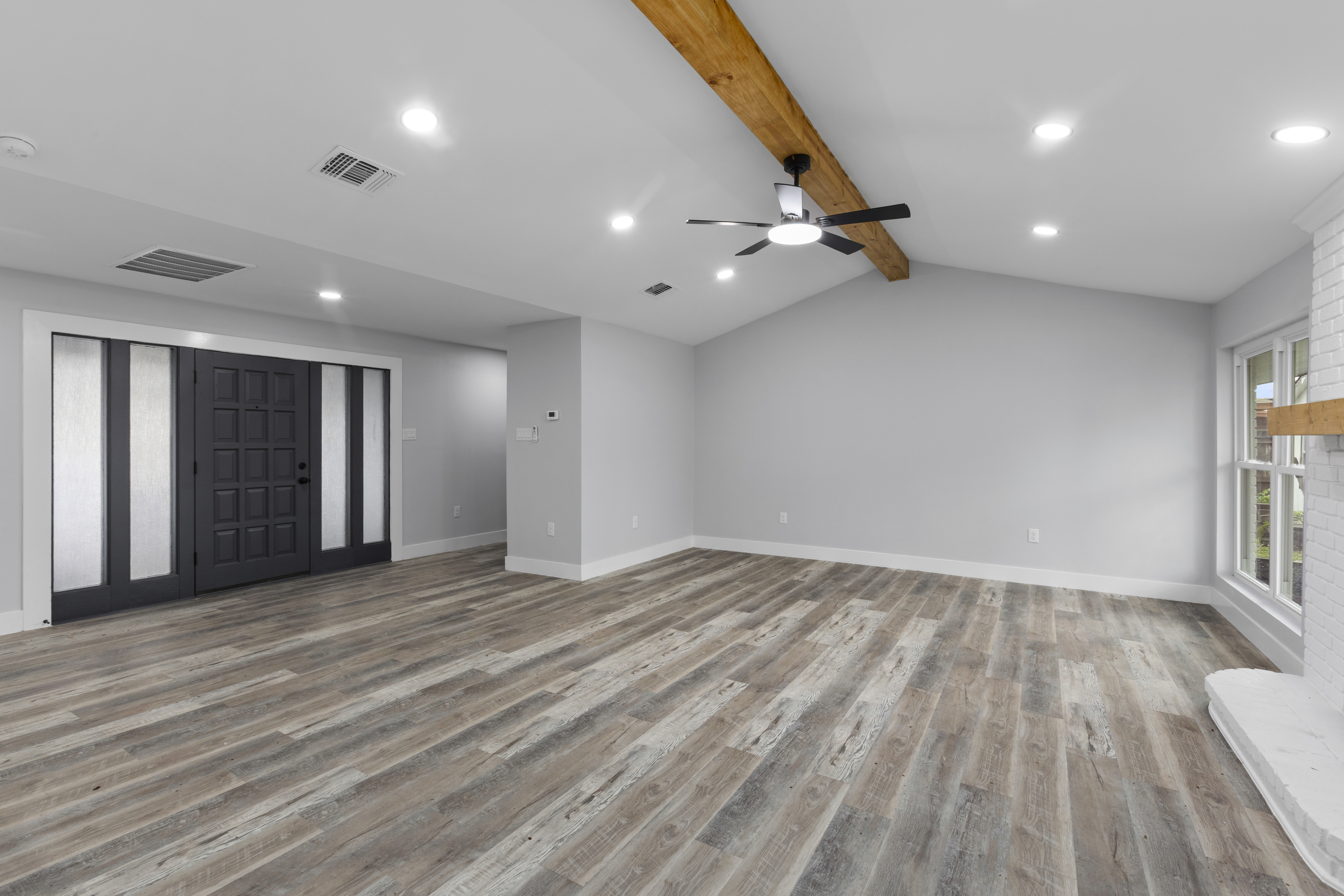  Fully Renovated Cul-de-Sac Living - 物件實景