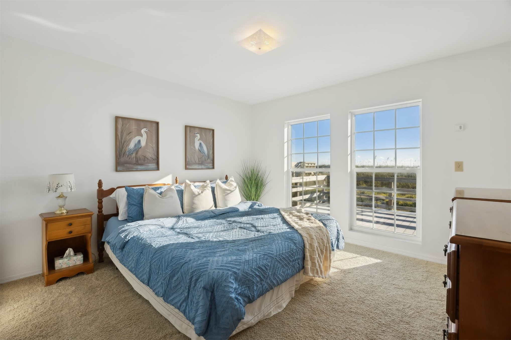 Fernandina Beach, Florida, 32034, United States, 3 Bedrooms Bedrooms, ,2 BathroomsBathrooms,Residential,For Sale,1985659