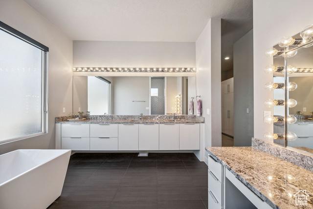 St. George, Utah, 84790, United States, 6 Bedrooms Bedrooms, ,6 BathroomsBathrooms,Residential,For Sale,1983987