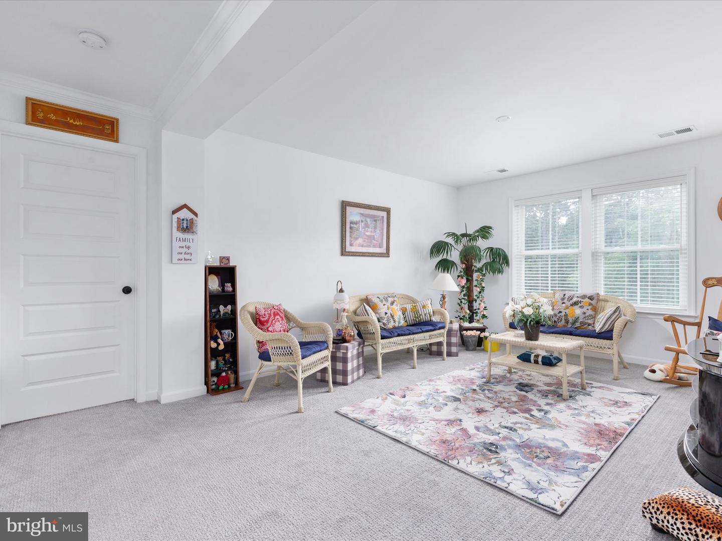 Winchester, Virginia, 22602, United States, 5 Bedrooms Bedrooms, ,5 BathroomsBathrooms,Residential,For Sale,1913787