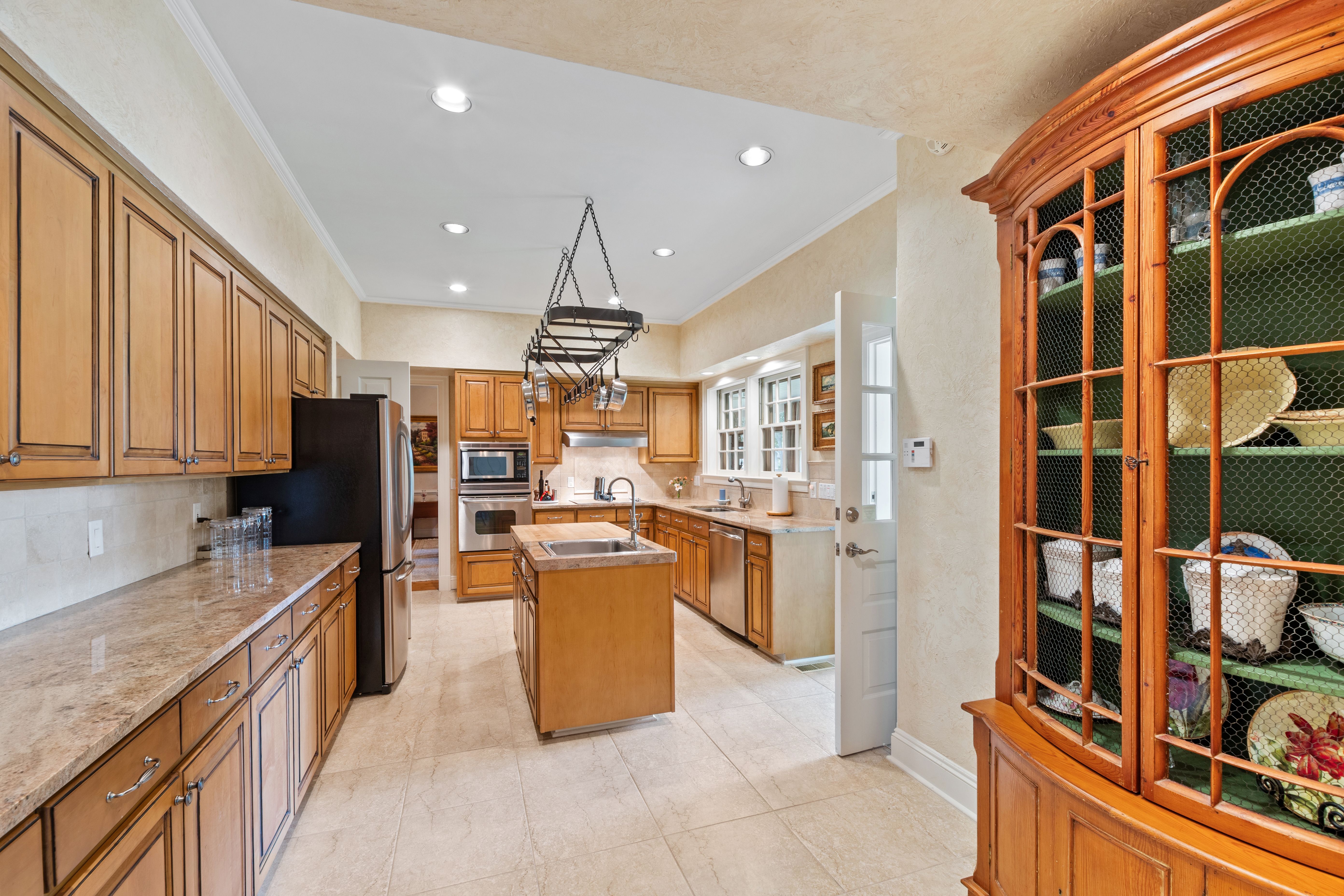  820 Kenmore Road, Chapel Hill, NC, 27514 - 物件實景