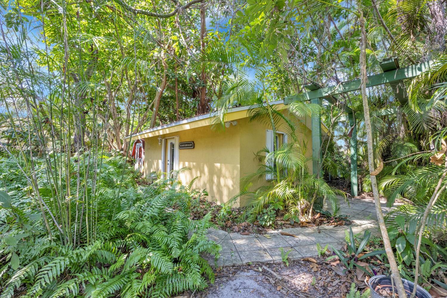 Palmetto Bay, Florida, 33158, United States, ,Land,For Sale,1934207