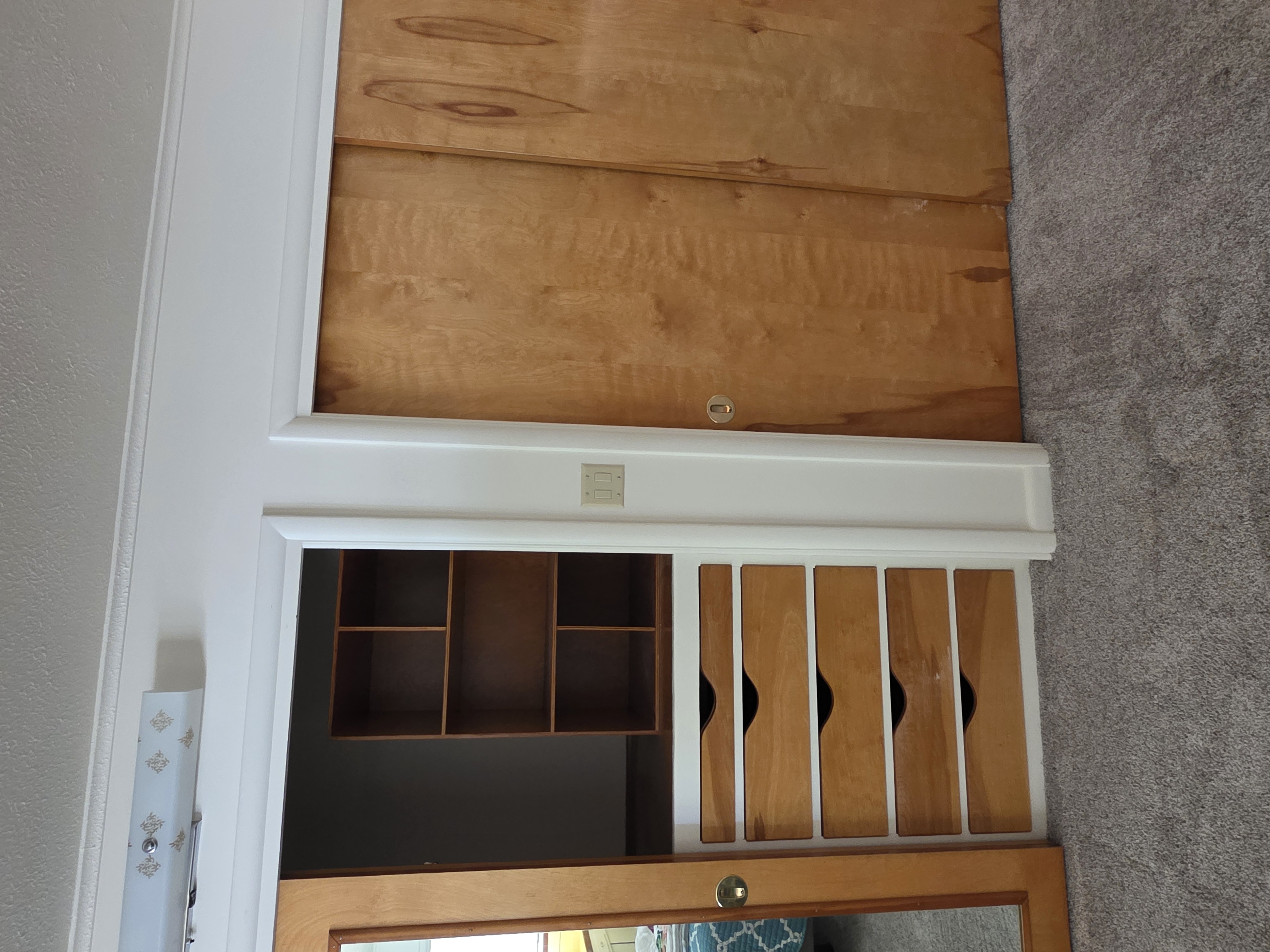 Dillon, Montana, 59725, United States, 5 Bedrooms Bedrooms, ,4 BathroomsBathrooms,Residential,For Sale,1980555