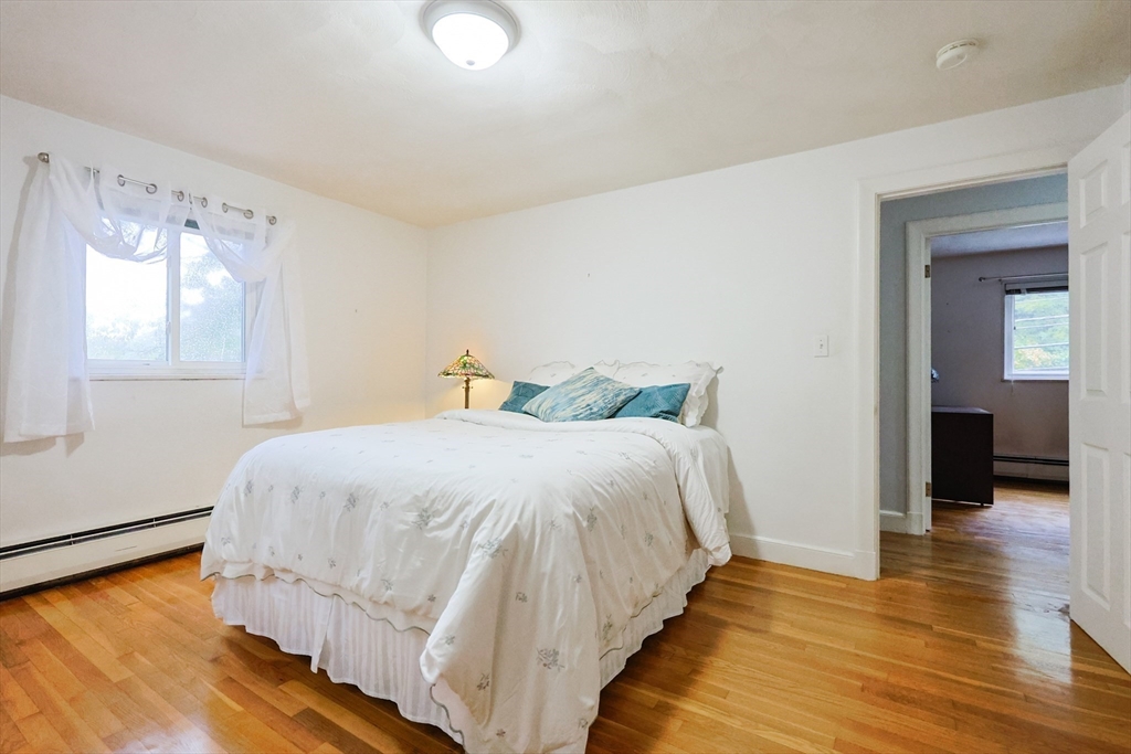 Swampscott, Massachusetts, 01907, United States, 3 Bedrooms Bedrooms, ,2 BathroomsBathrooms,Residential,For Sale,1984314