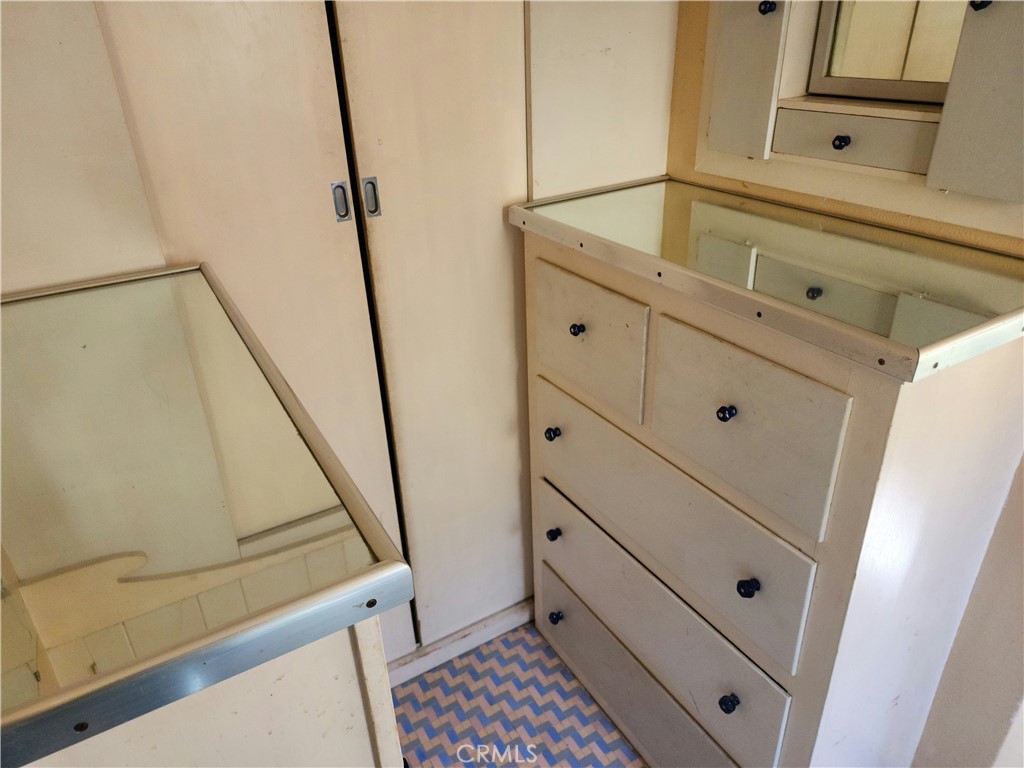 Riverside, California, 92501, United States, 4 Bedrooms Bedrooms, ,2 BathroomsBathrooms,Residential,For Sale,1966223