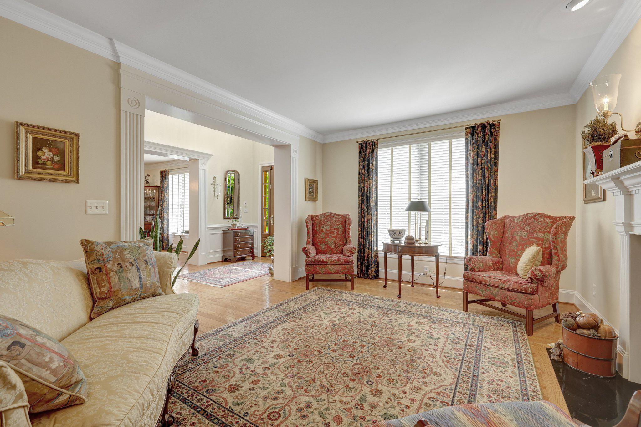  513 John Marshall Drive NE, Vienna, VA, 22180 - 物件實景