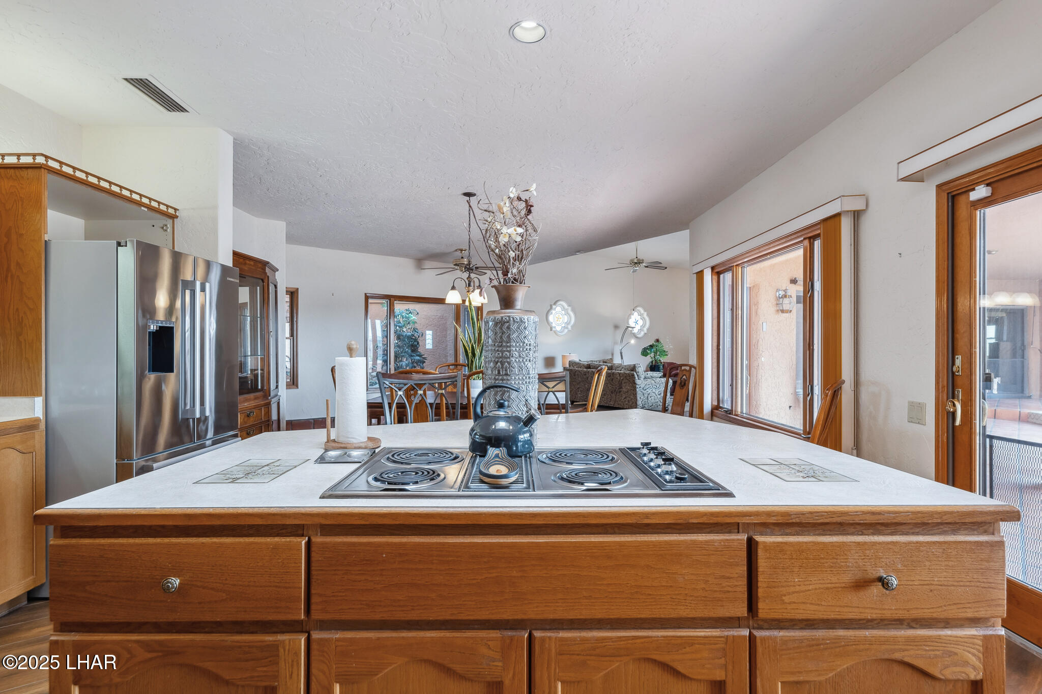 Lake Havasu City, Arizona, 86406, United States, 2 Bedrooms Bedrooms, ,2 BathroomsBathrooms,Residential,For Sale,1932583