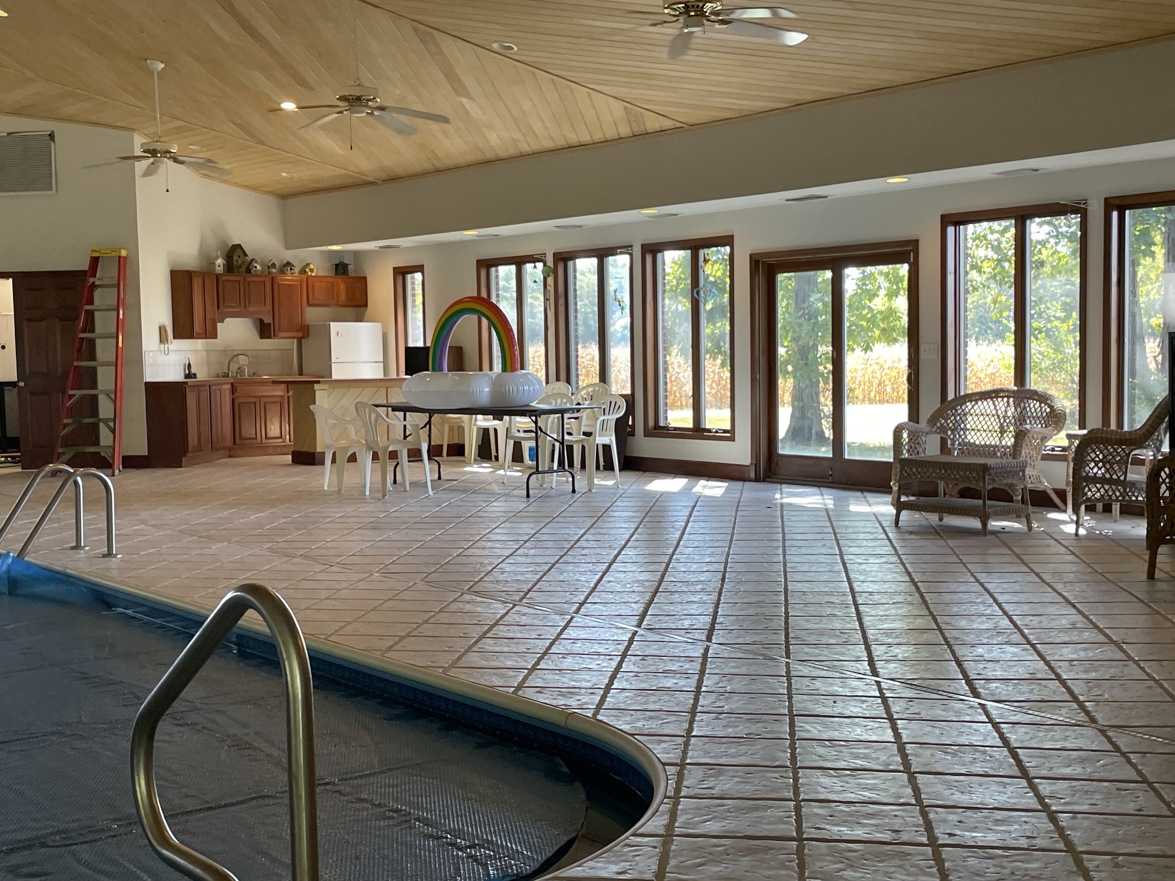 Murphysboro, Illinois, 62966, United States, 5 Bedrooms Bedrooms, ,6 BathroomsBathrooms,Residential,For Sale,1977081