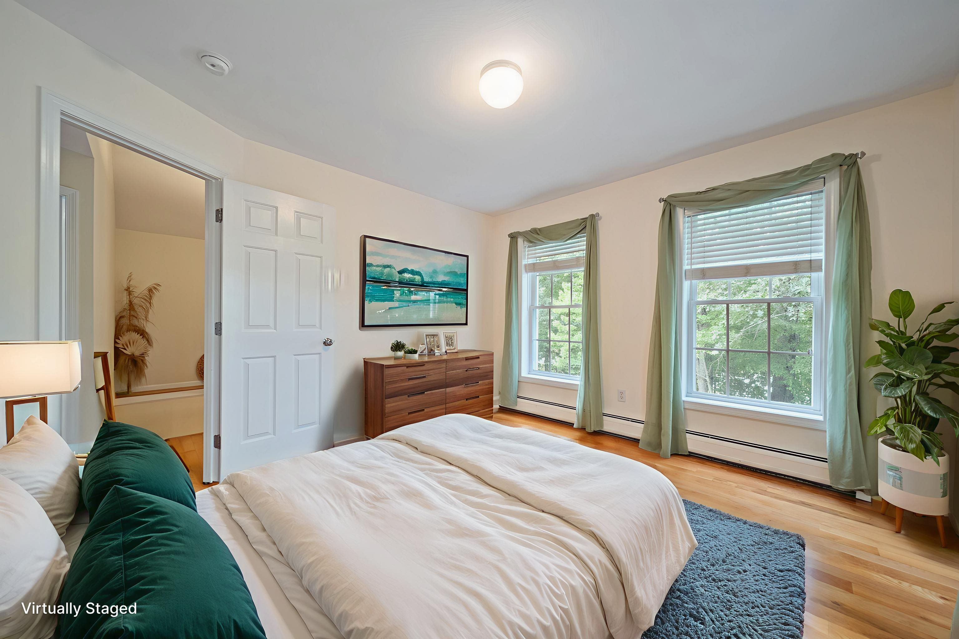 Goffstown, New Hampshire, 03045, United States, 4 Bedrooms Bedrooms, ,2 BathroomsBathrooms,Residential,For Sale,1873843