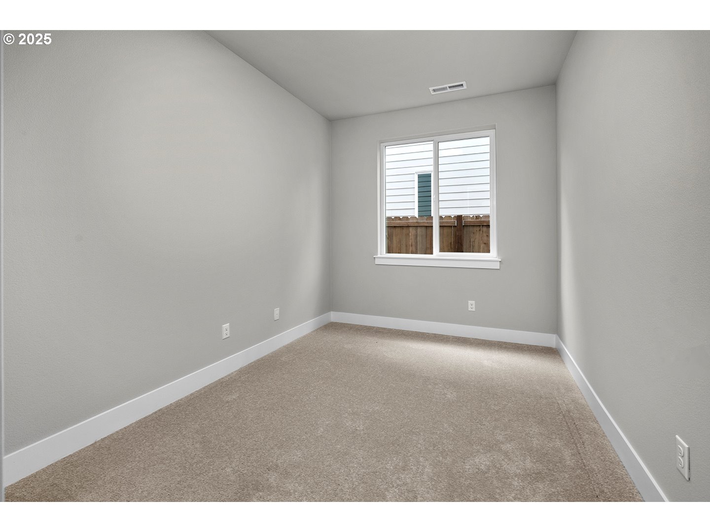 Sherwood, Oregon, 97140, United States, 3 Bedrooms Bedrooms, ,2 BathroomsBathrooms,Residential,For Sale,1729729