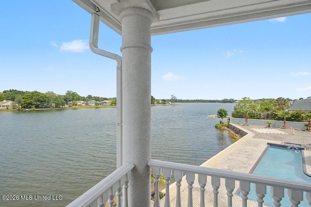 Gulfport, Mississippi, 39503, United States, 6 Bedrooms Bedrooms, ,7 BathroomsBathrooms,Residential,For Sale,2048640