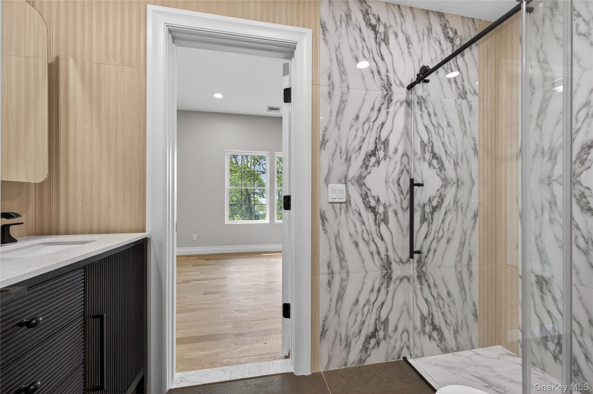  15 Ridge Drive, Port Washington, NY, 11050 - 物件實景