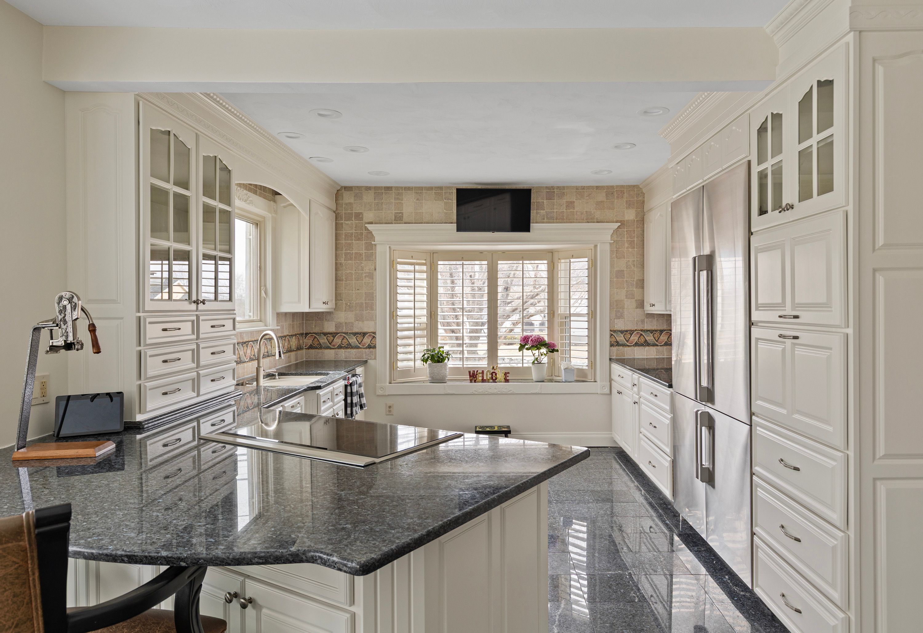 27 Old Upton Rd, Grafton, MA 01519 - 物件實景