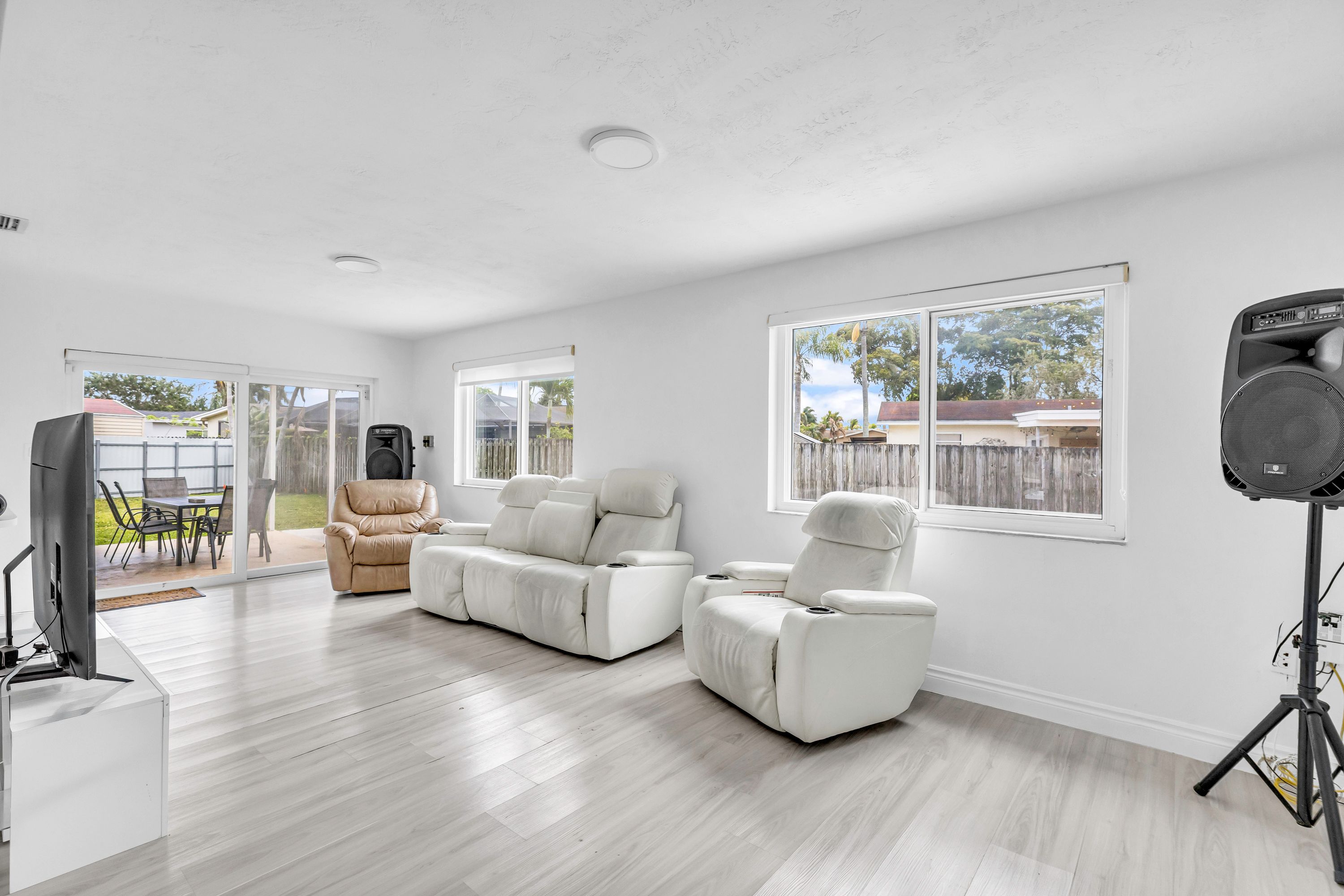  1600 NW 120th Ave, Pembroke Pines, FL, 33026 - 物件實景