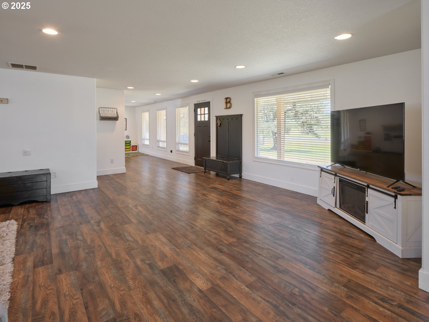 Brush Prairie, Washington, 98606, United States, 3 Bedrooms Bedrooms, ,3 BathroomsBathrooms,Residential,For Sale,1901339