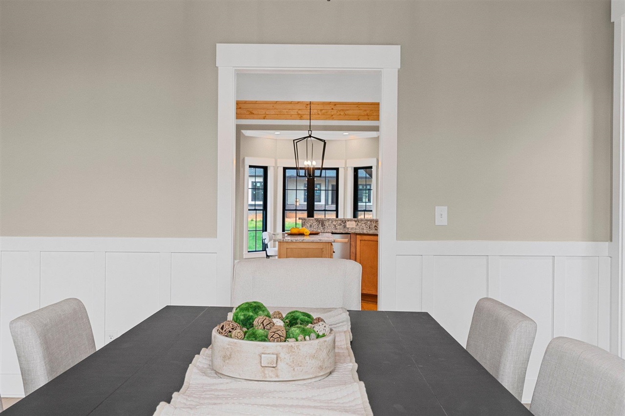 Franklin, Kentucky, 42134, United States, 3 Bedrooms Bedrooms, ,3 BathroomsBathrooms,Residential,For Sale,1988354