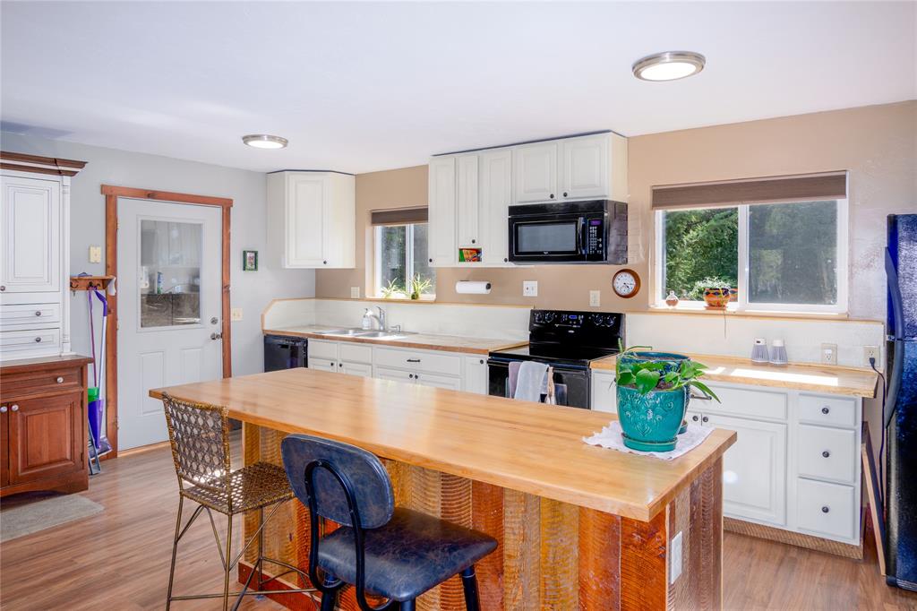 Libby, Montana, 59923, United States, 2 Bedrooms Bedrooms, ,1 BathroomBathrooms,Residential,For Sale,1882084