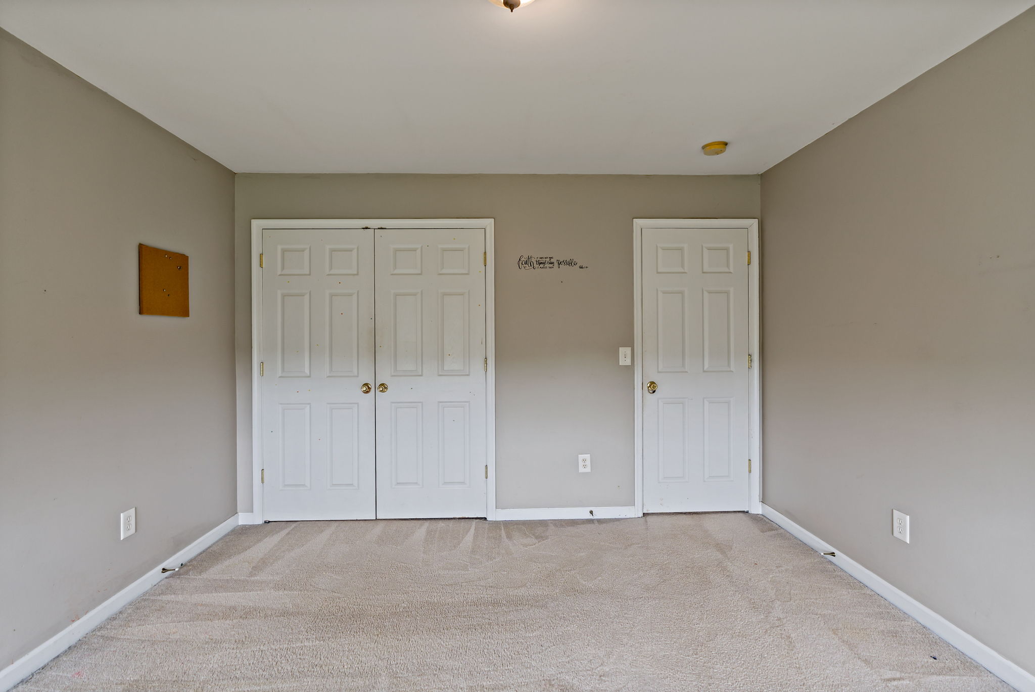 Martinsburg, West Virginia, 25403, United States, 4 Bedrooms Bedrooms, ,Residential,For Sale,1873550