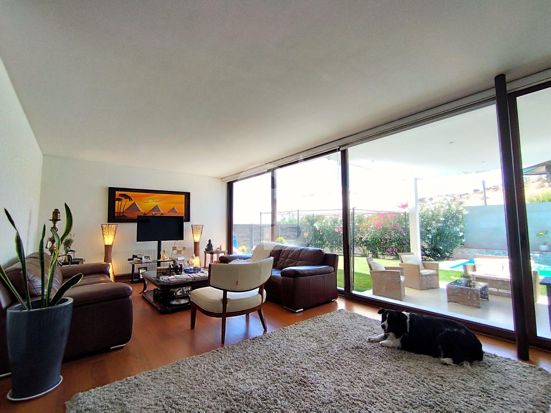 Colina, Chile, 5 Bedrooms Bedrooms, ,4 BathroomsBathrooms,Residential,For Sale,1998883
