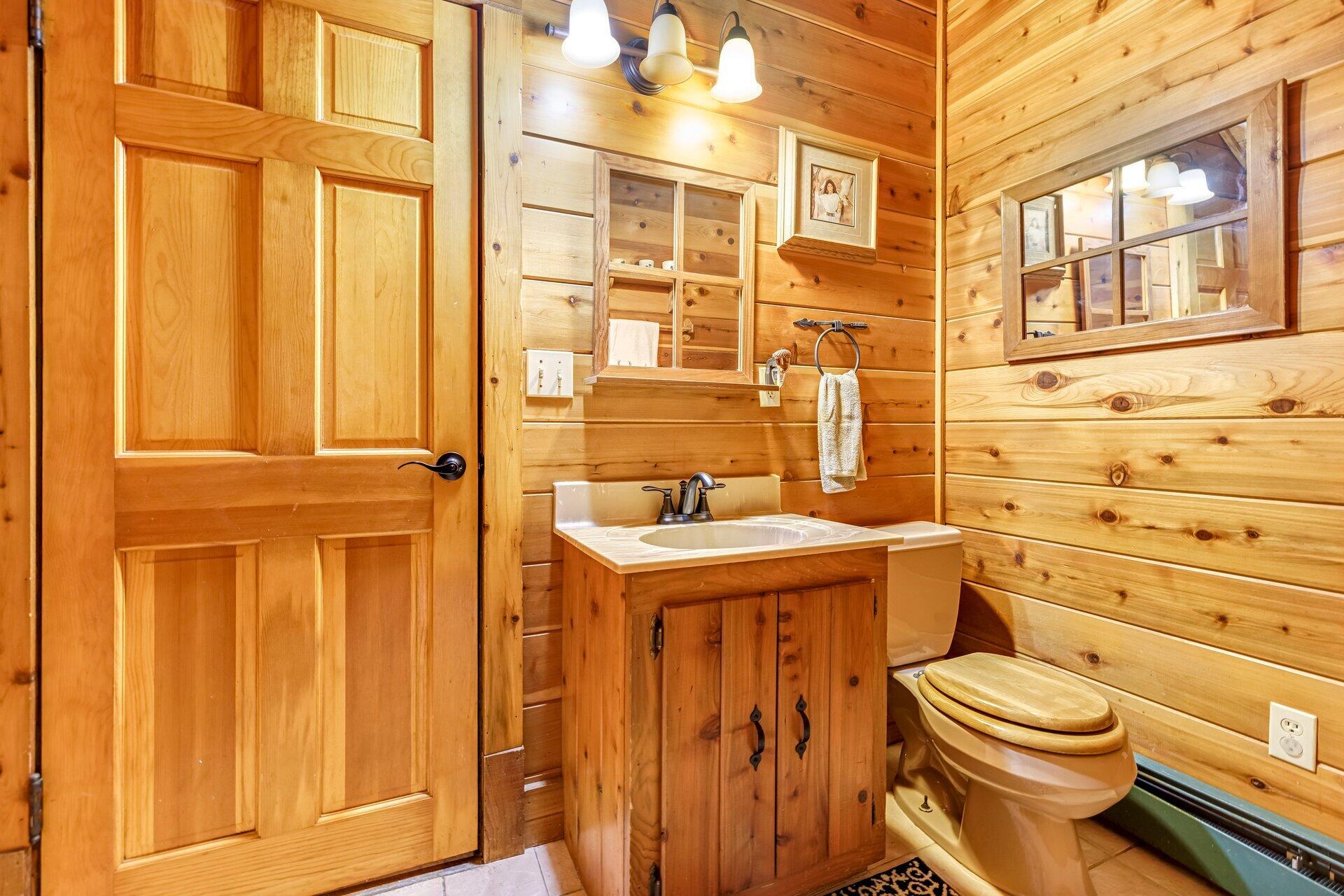 Saukville, Wisconsin, 53080, United States, 4 Bedrooms Bedrooms, ,4 BathroomsBathrooms,Residential,For Sale,1877225