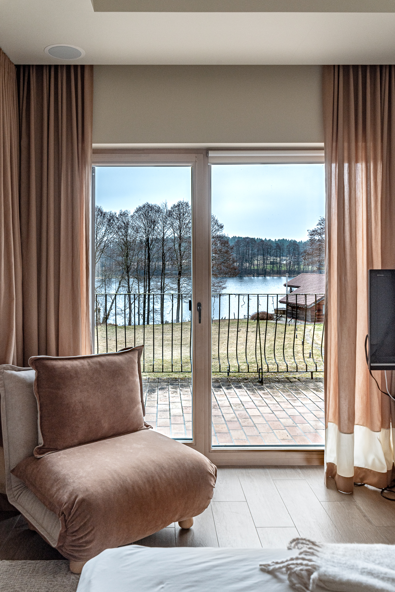  A spacious lakeshore residence near Druskininkai - 物件實景