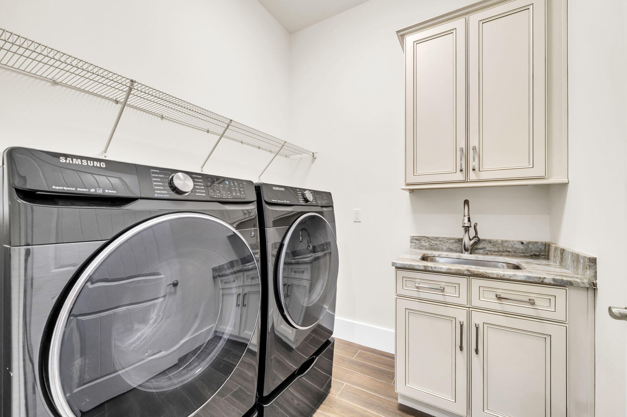 Freeport, Florida, 32439, United States, 4 Bedrooms Bedrooms, ,3 BathroomsBathrooms,Residential,For Sale,1970468