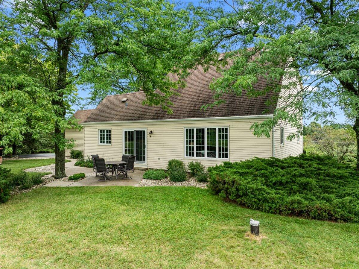 West Bend, Wisconsin, 53095, United States, 3 Bedrooms Bedrooms, ,2 BathroomsBathrooms,Residential,For Sale,1917208