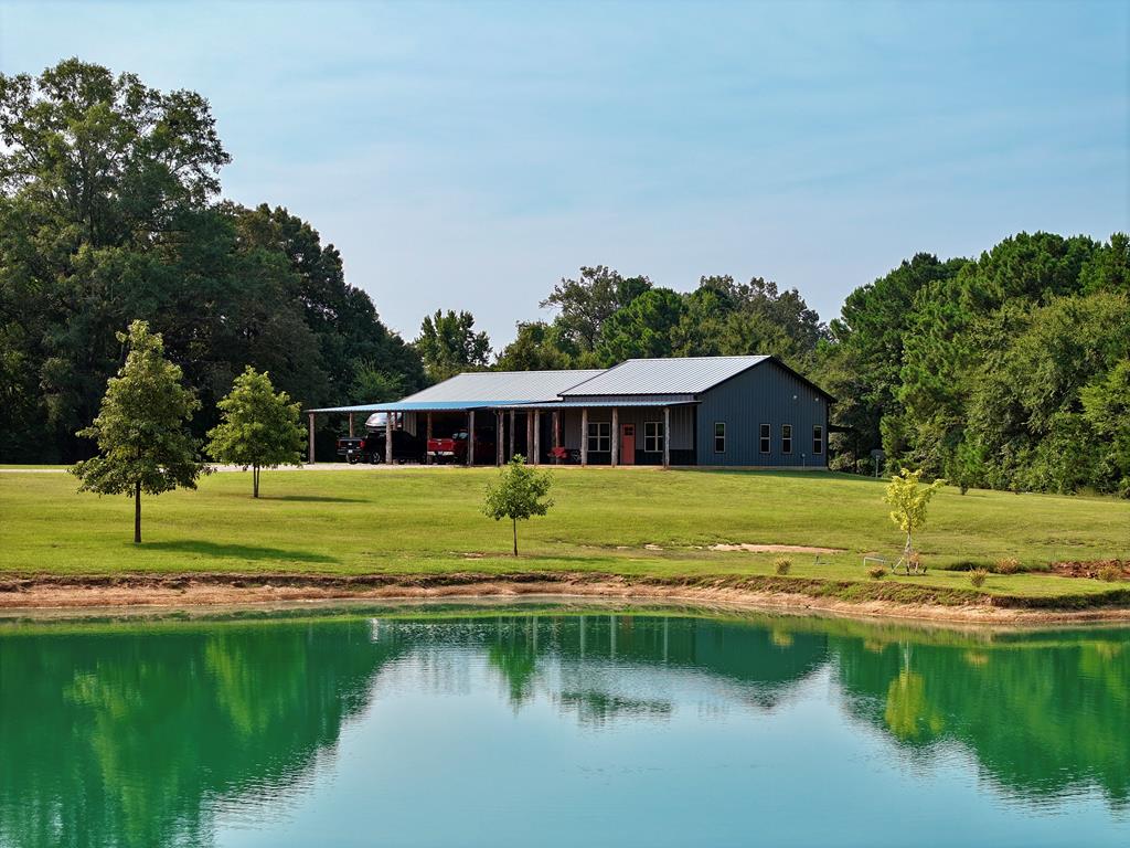 Rusk, Texas, 75785, United States, 1 Bedroom Bedrooms, ,3 BathroomsBathrooms,Residential,For Sale,1918158