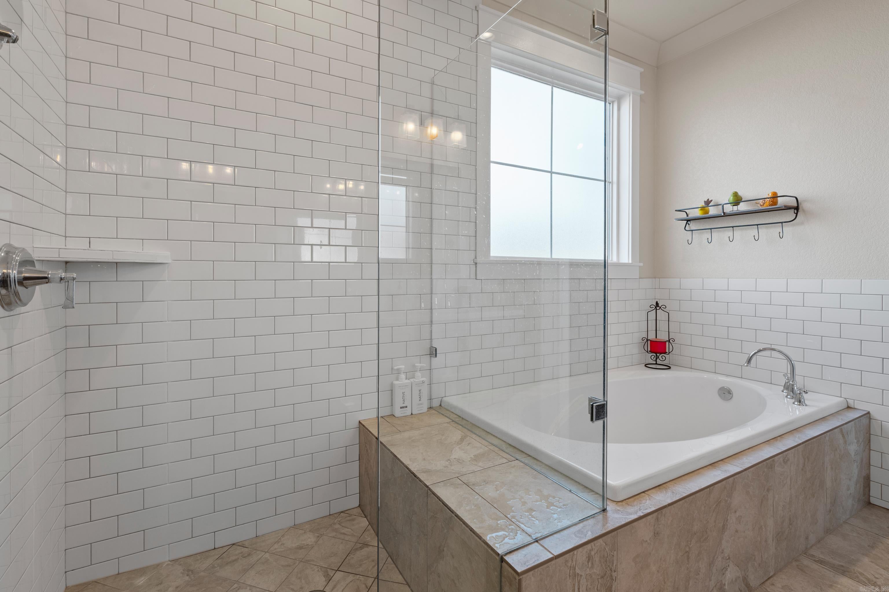 Hot Springs, Arkansas, 71913, United States, 4 Bedrooms Bedrooms, ,4 BathroomsBathrooms,Residential,For Sale,2019314