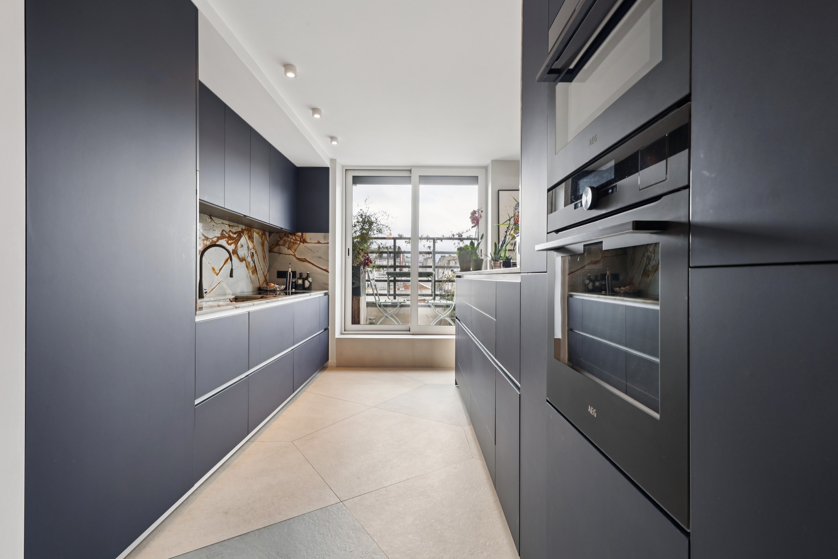  RARE Exceptional apartment with Rooftop, Balconies, and Panoramic Views – Pari… - 物件實景
