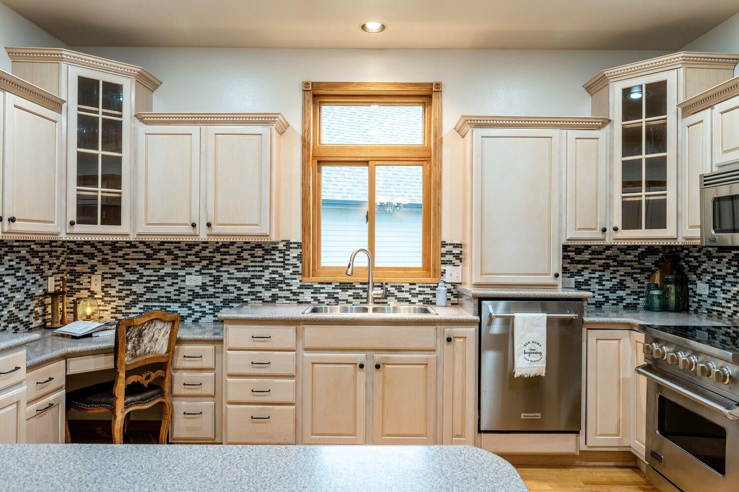 Sheridan, Wyoming, 82801, United States, 3 Bedrooms Bedrooms, ,3 BathroomsBathrooms,Residential,For Sale,2010007