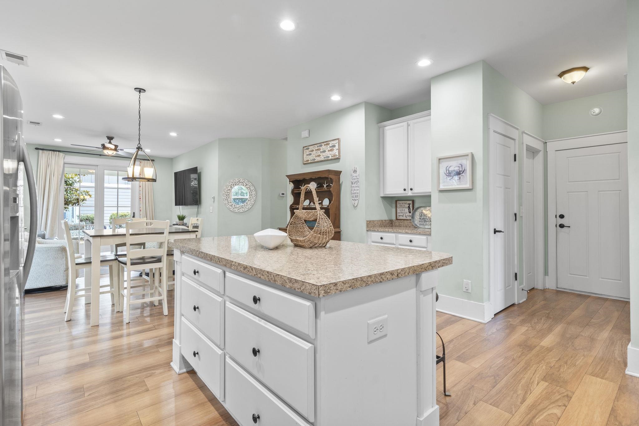 North Myrtle Beach, South Carolina, 29582, United States, 3 Bedrooms Bedrooms, ,2 BathroomsBathrooms,Residential,For Sale,2011705