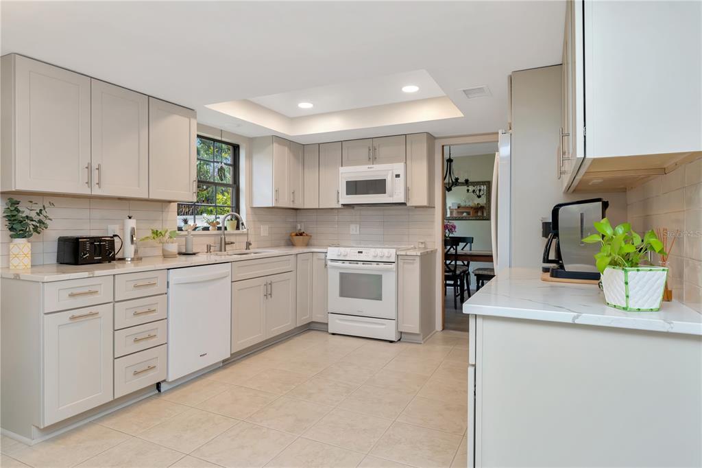Largo, Florida, 33773, United States, 3 Bedrooms Bedrooms, ,3 BathroomsBathrooms,Residential,For Sale,1839107