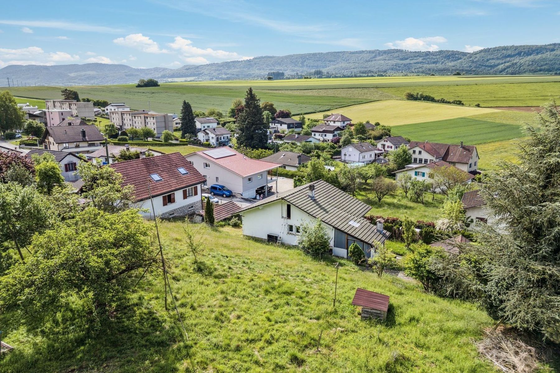 1,590 m² building plot in Fontenais - Opportunity for a residential project - 物件實景