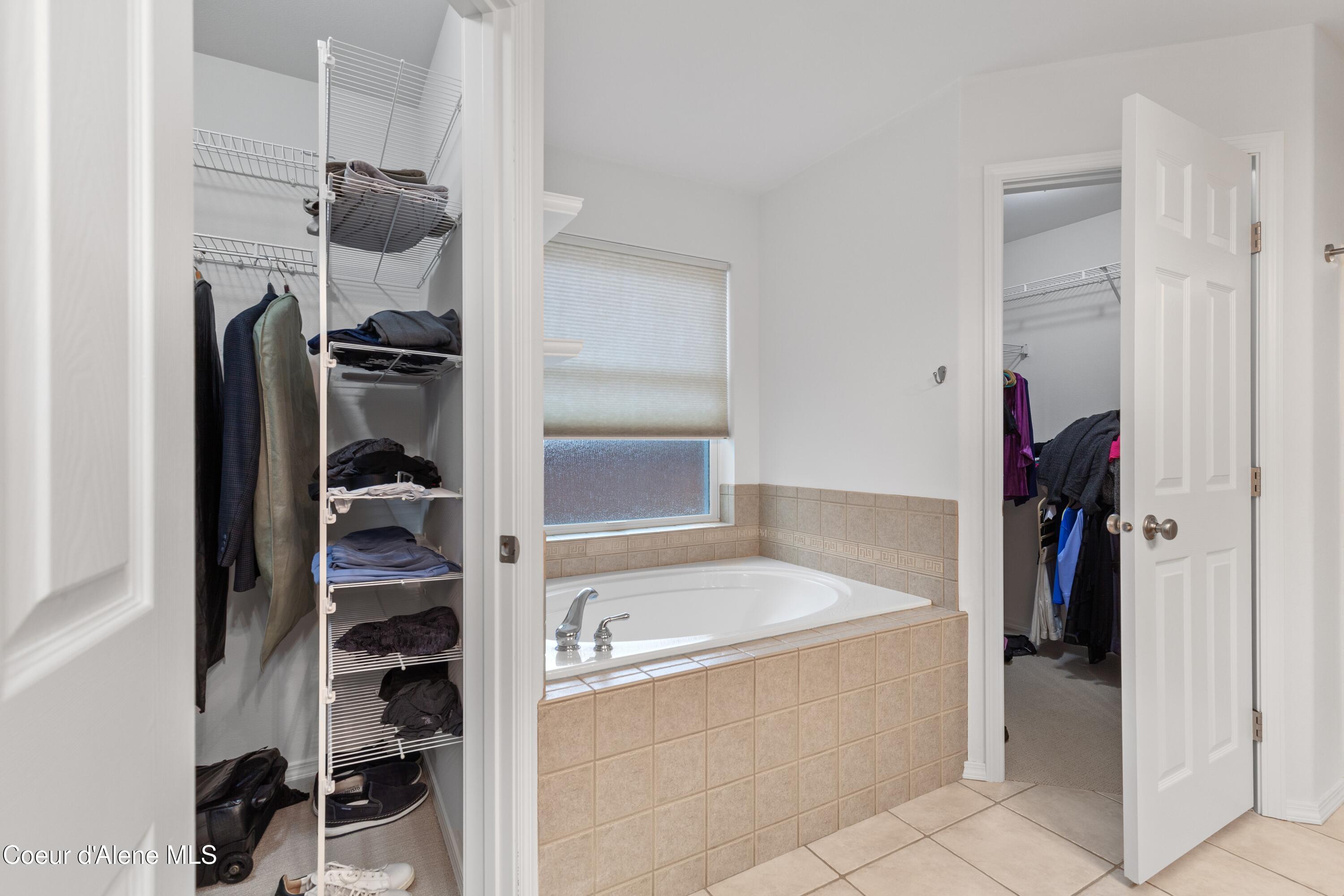 Coeur d'Alene, Idaho, 83815, United States, 4 Bedrooms Bedrooms, ,2 BathroomsBathrooms,Residential,For Sale,1995483