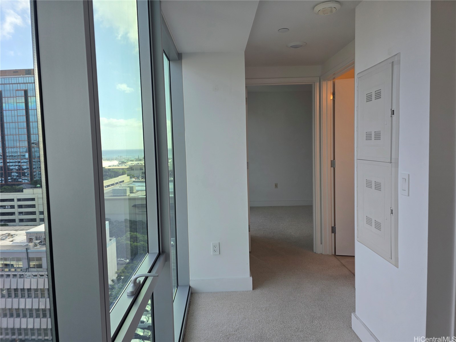 Honolulu, Hawaii, 96814, United States, 2 Bedrooms Bedrooms, ,2 BathroomsBathrooms,Residential,For Sale,1987813