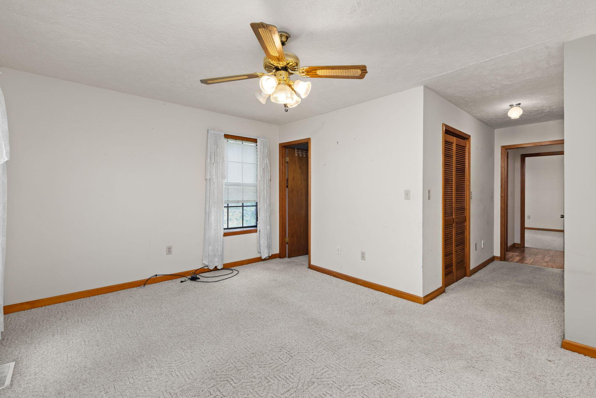 Reagan, Tennessee, 38368, United States, 6 Bedrooms Bedrooms, ,5 BathroomsBathrooms,Residential,For Sale,1927182