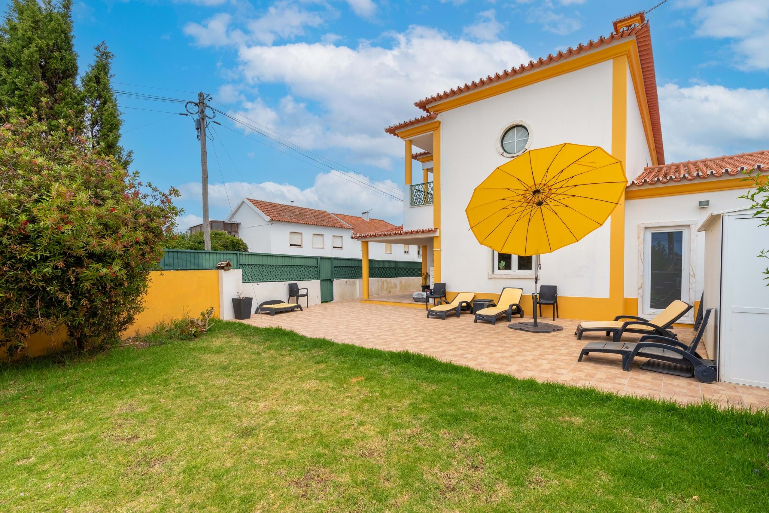 Sintra, Lisbon, 2705-8441, PT, 3 Bedrooms Bedrooms, ,3 BathroomsBathrooms,Residential,For Sale,1897650