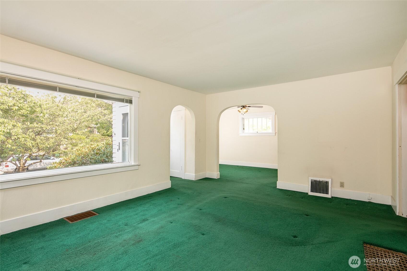 34th Ave, Seattle, WA 98115 #1