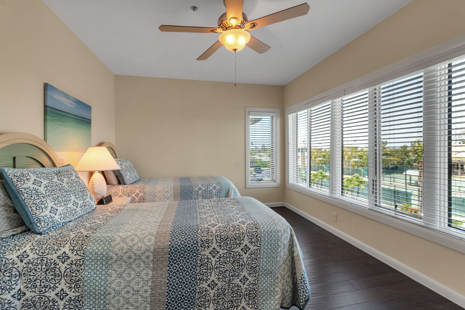 Longboat Key, Florida, 34228, United States, 2 Bedrooms Bedrooms, ,2 BathroomsBathrooms,Residential,For Sale,1841506