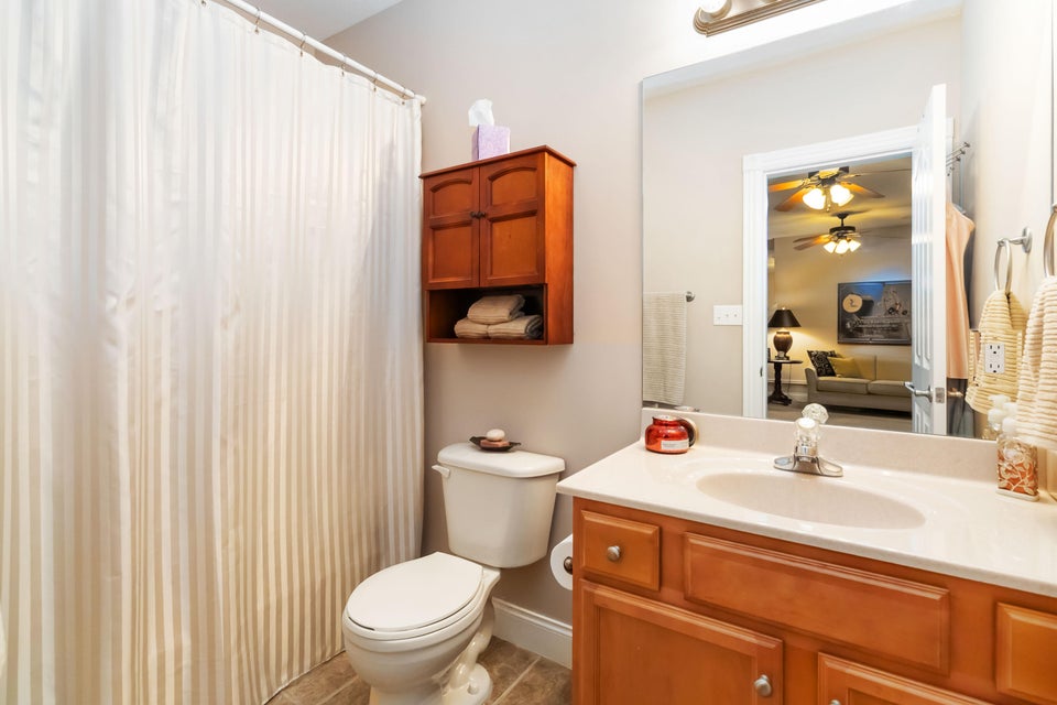 Somerset, Kentucky, 42503, United States, 4 Bedrooms Bedrooms, ,4 BathroomsBathrooms,Residential,For Sale,1976545