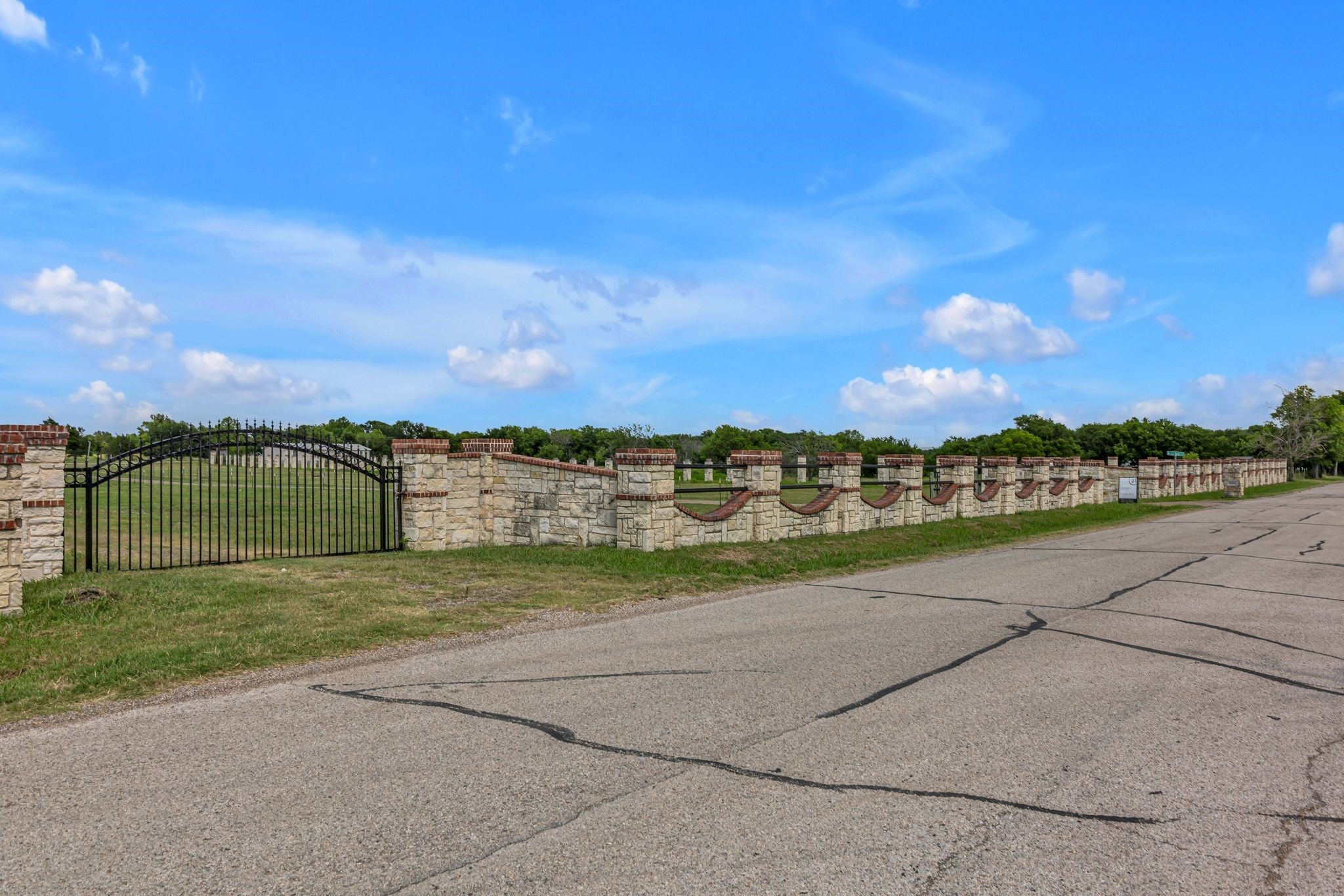 Forney, Texas, 75126, United States, ,Land,For Sale,1979066