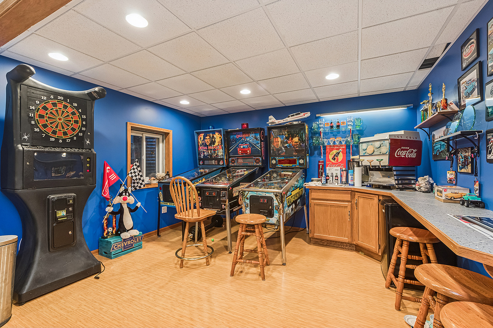 Orland Park, Illinois, 60467, United States, 4 Bedrooms Bedrooms, ,4 BathroomsBathrooms,Residential,For Sale,1984094