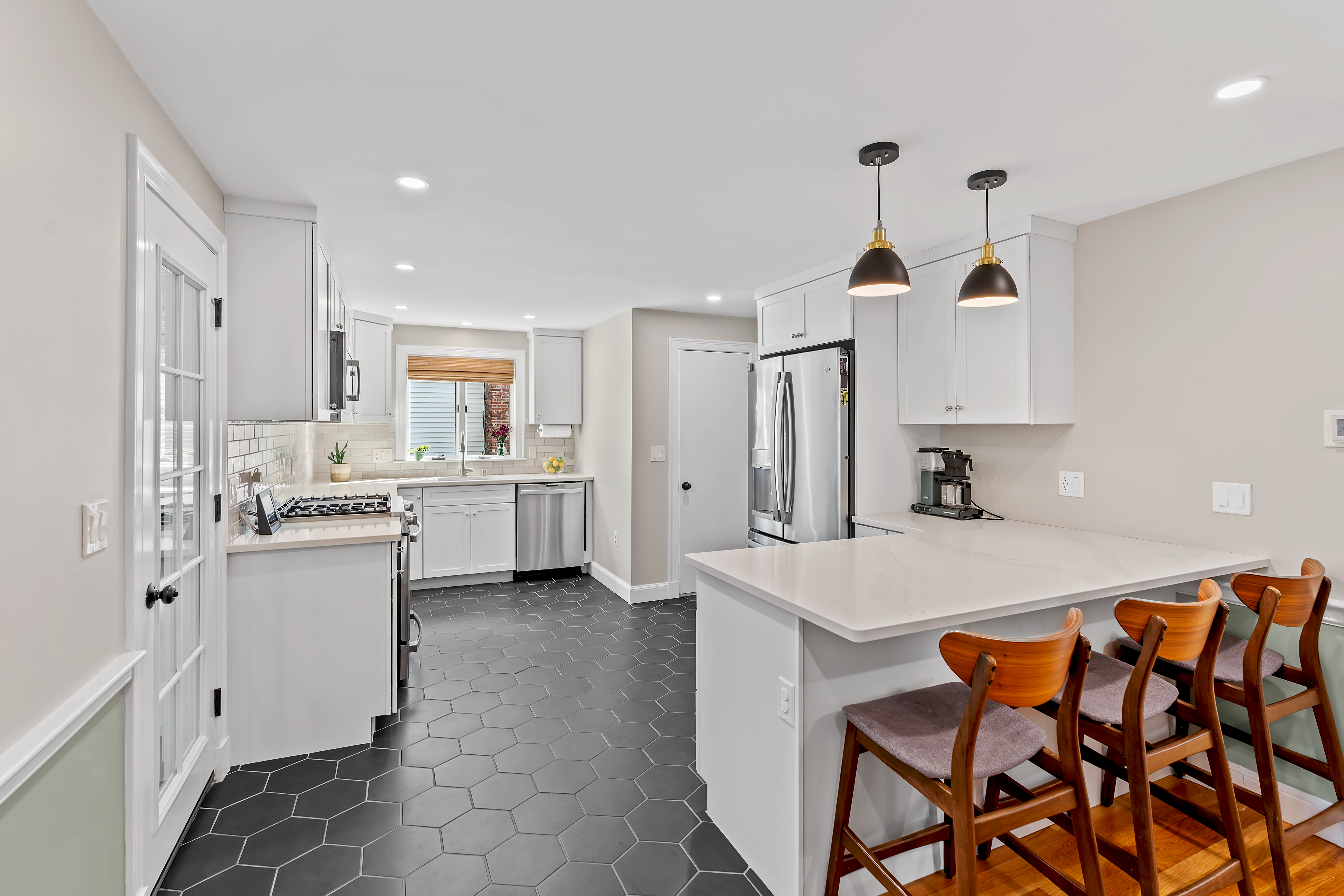  17 Keane Road, Boston, MA, 02132 - 物件實景