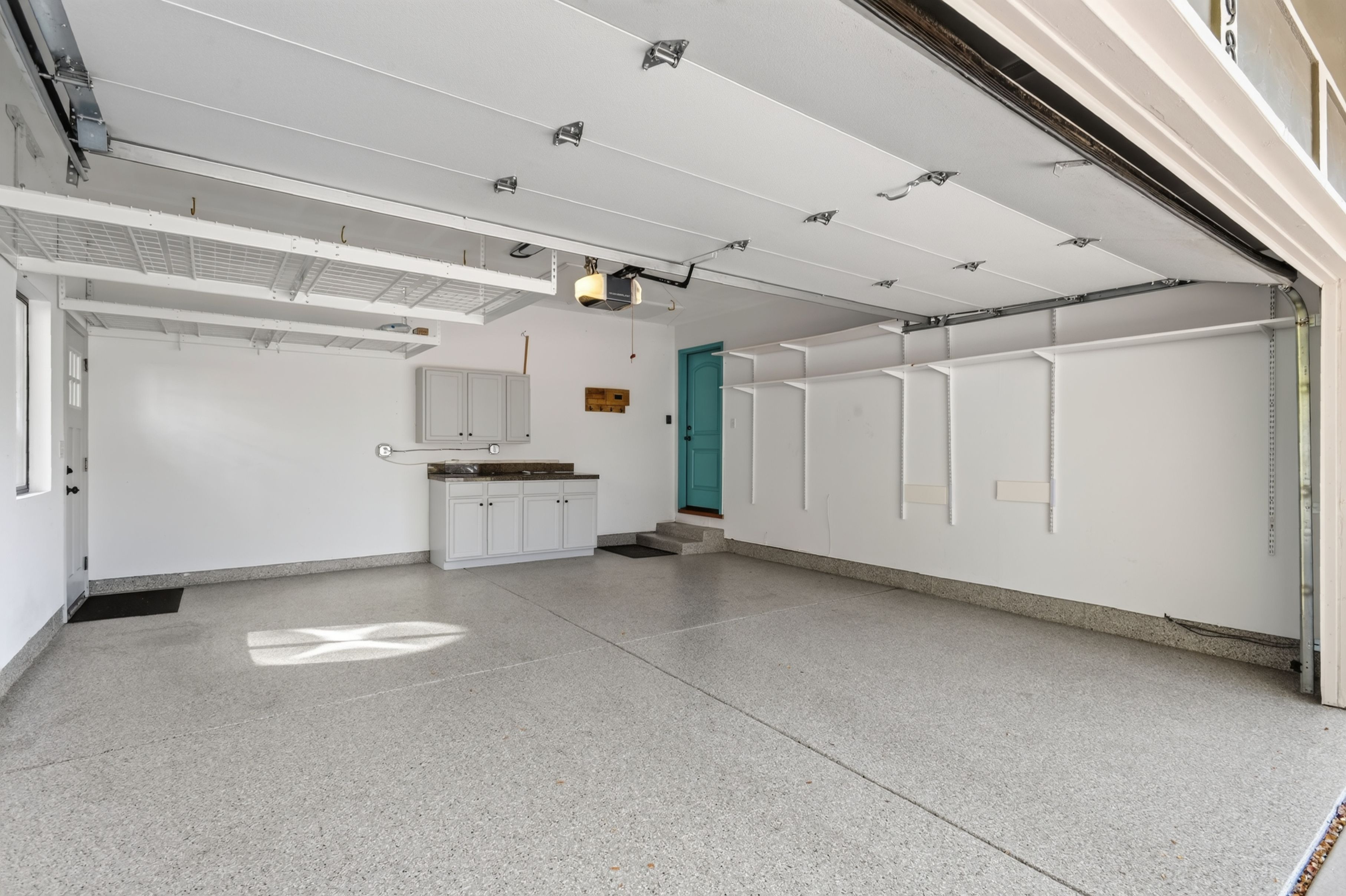  Unique Kitchen & Vaulted Beamed Room Near Cherry Creek State Park Retreat - 物件實景