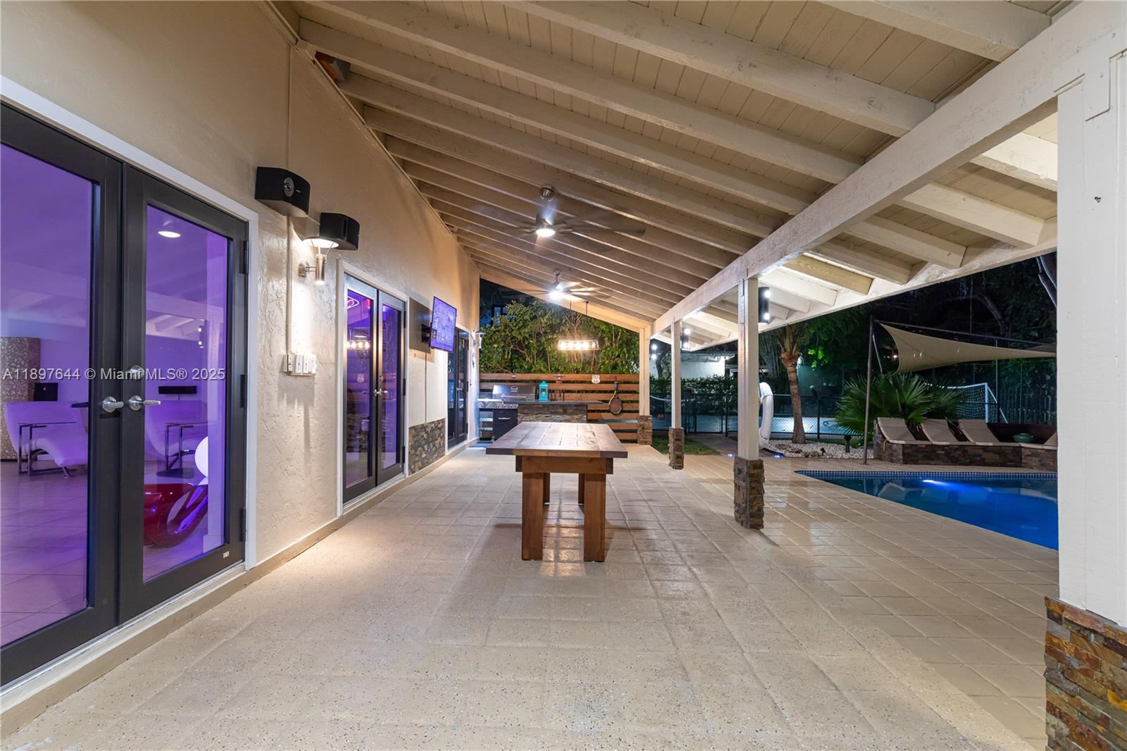 Palmetto Bay, Florida, 33157, United States, 4 Bedrooms Bedrooms, ,4 BathroomsBathrooms,Residential,For Sale,1966916