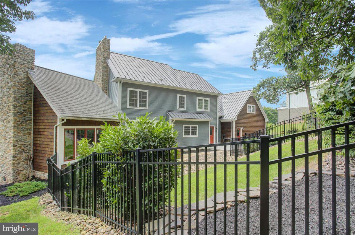 Mercersburg, Pennsylvania, 17236, United States, 5 Bedrooms Bedrooms, ,5 BathroomsBathrooms,Residential,For Sale,1903663