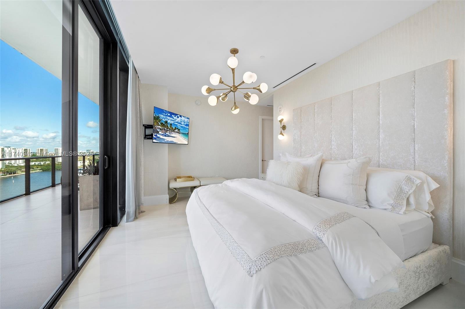 Aventura, Florida, 33160, United States, 6 Bedrooms Bedrooms, ,8 BathroomsBathrooms,Residential,For Sale,1708422