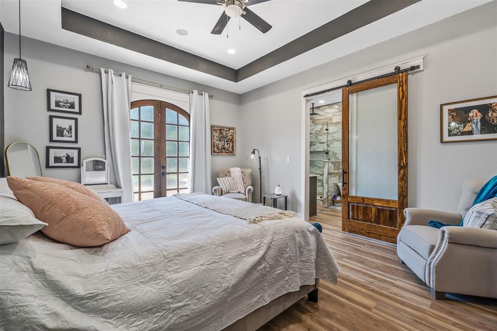 Mineola, Texas, 75773, United States, 3 Bedrooms Bedrooms, ,3 BathroomsBathrooms,Residential,For Sale,1947145