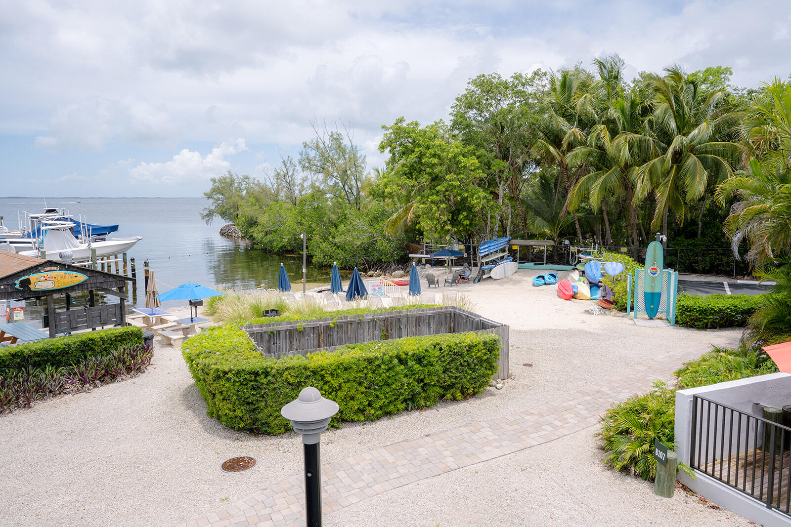 KEY LARGO, Florida, 33037, United States, 2 Bedrooms Bedrooms, ,2 BathroomsBathrooms,Residential,For Sale,1891316